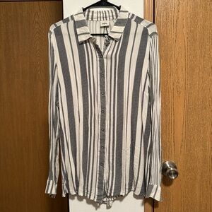 Daytrip Black and White Striped Shirt